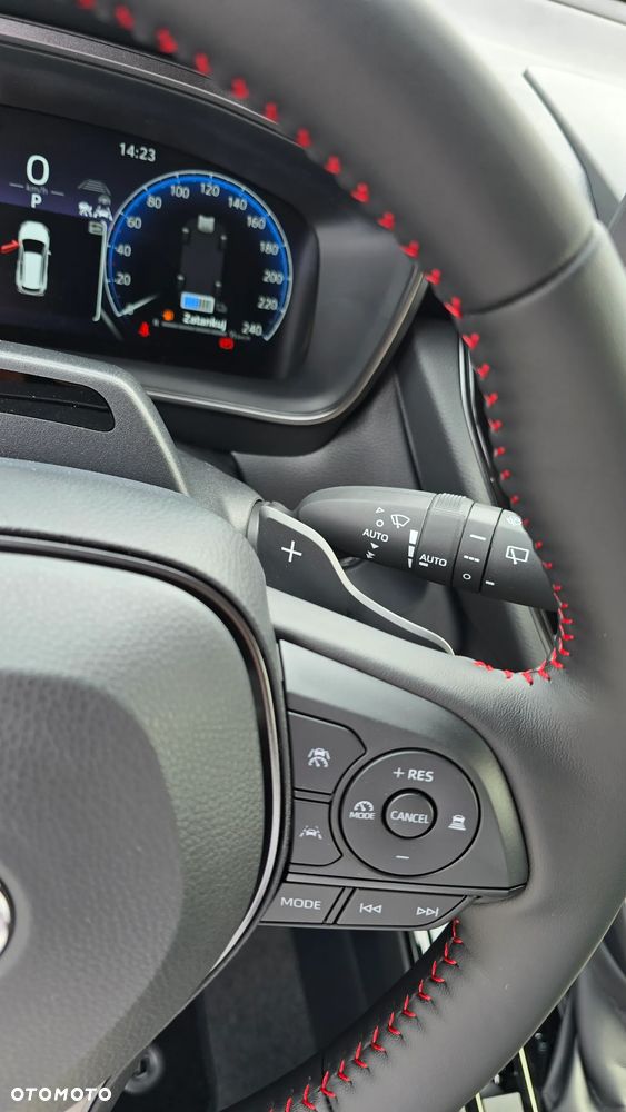 Toyota Corolla Cross 2.0 Hybrid GR Sport - 19