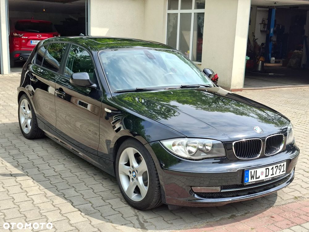 BMW Seria 1 118d DPF - 4