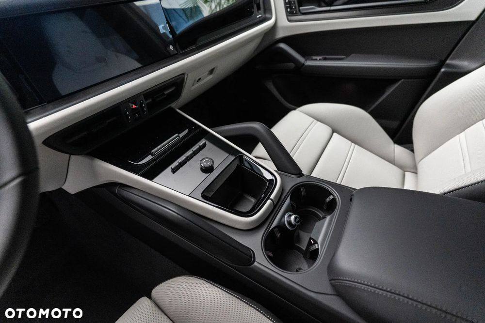 Porsche Cayenne Black Edition - 21