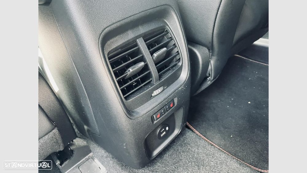 Ford Kuga 2.5 PHEV ST-Line X - 12