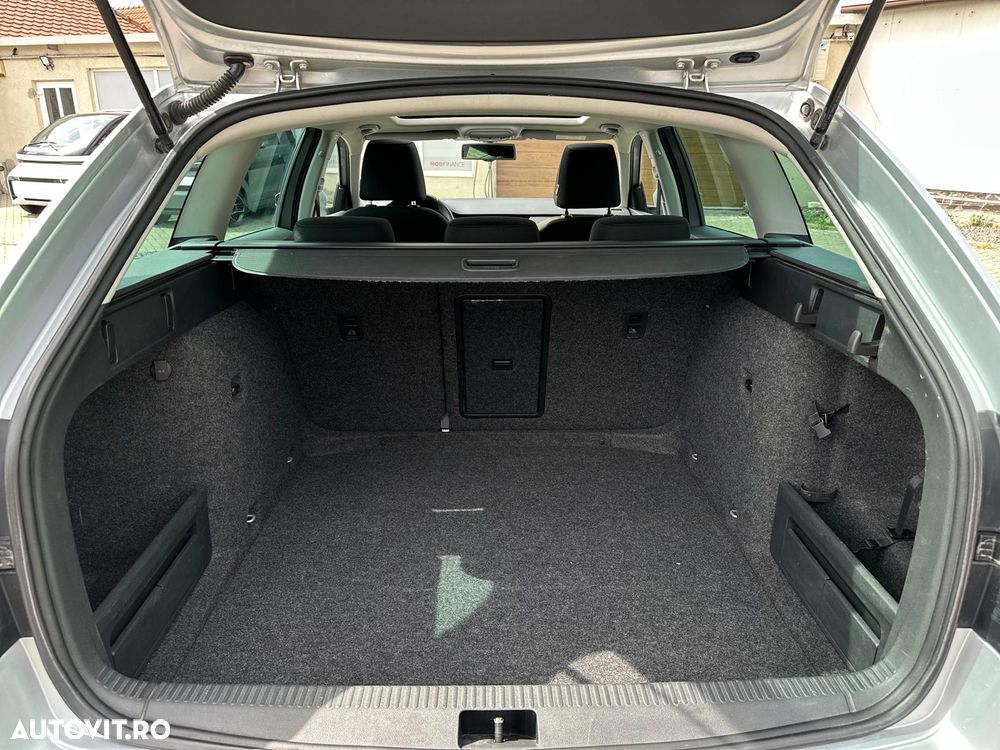 Skoda Octavia 2.0 TDI DSG Drive - 38