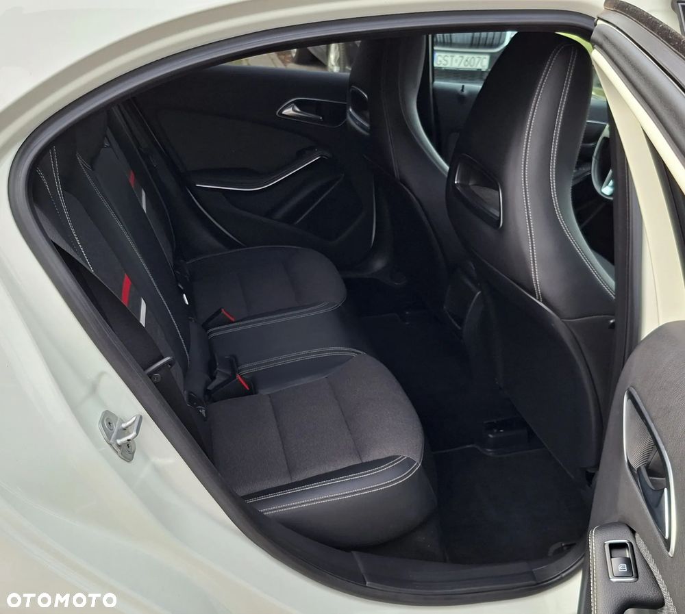 Mercedes-Benz Klasa A 180 (BlueEFFICIENCY) AMG Sport - 21