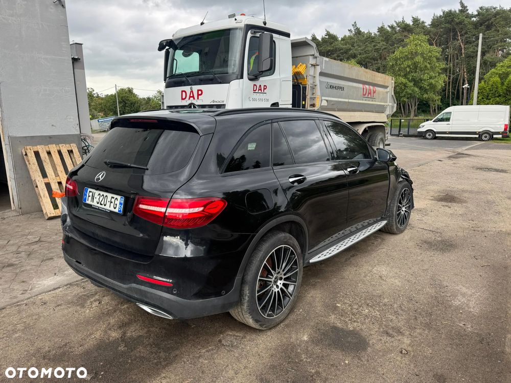 Mercedes-Benz GLC 250 d 4Matic 9G-TRONIC - 11