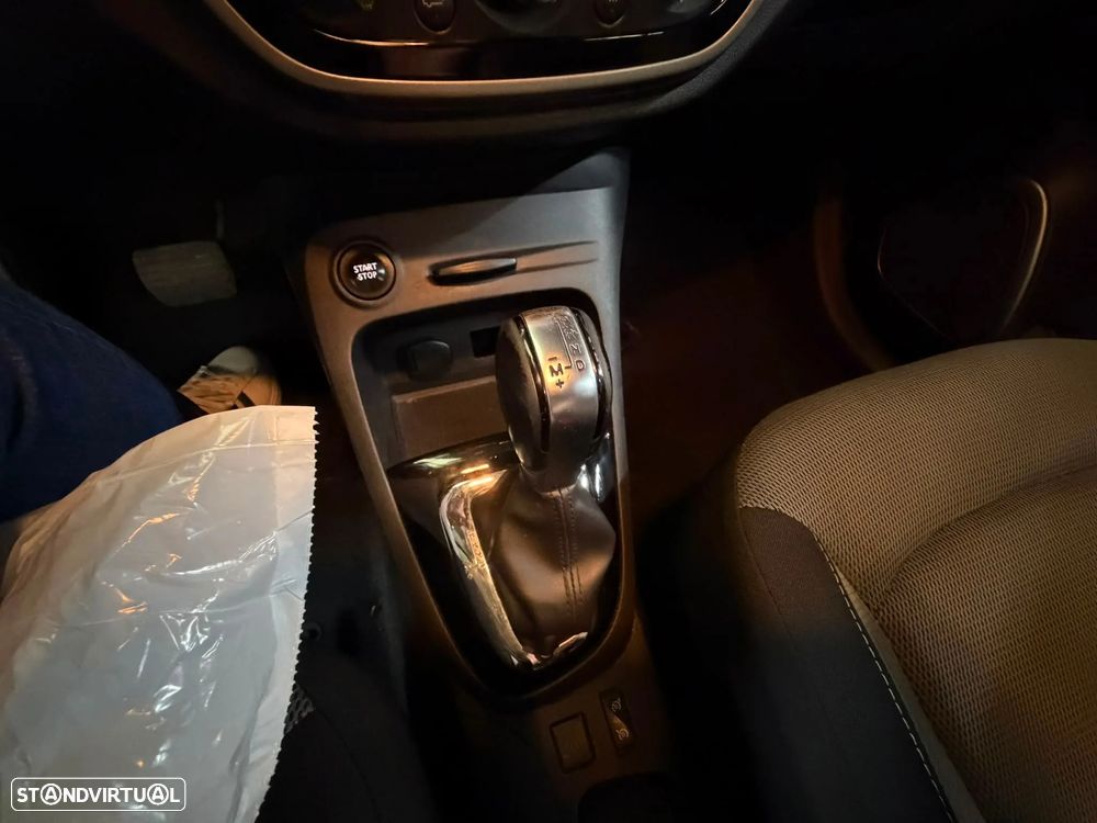 Renault Captur - 26