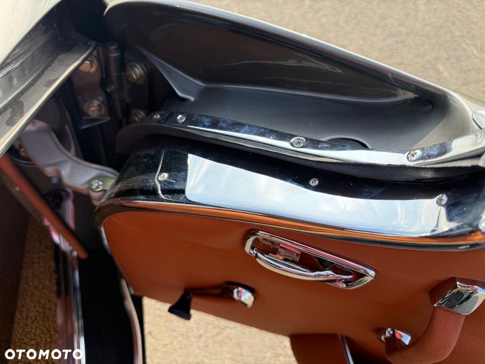 Mercedes-Benz Inny - 40