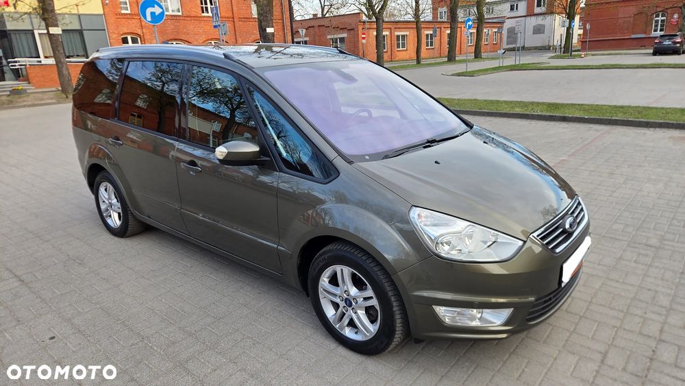 Ford Galaxy 2.0 TDCi Titanium - 13