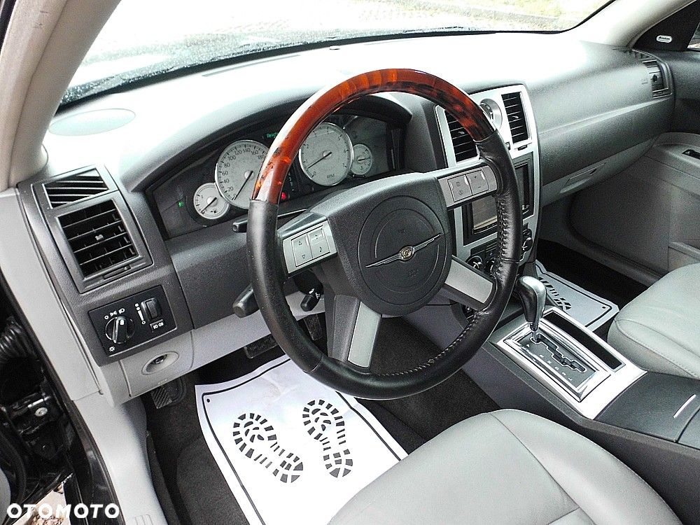 Chrysler 300C 2.7 Automatik - 22