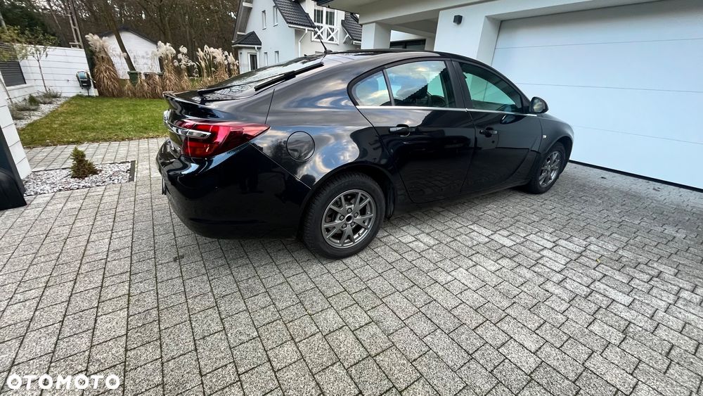 Opel Insignia 2.0 CDTI - 18