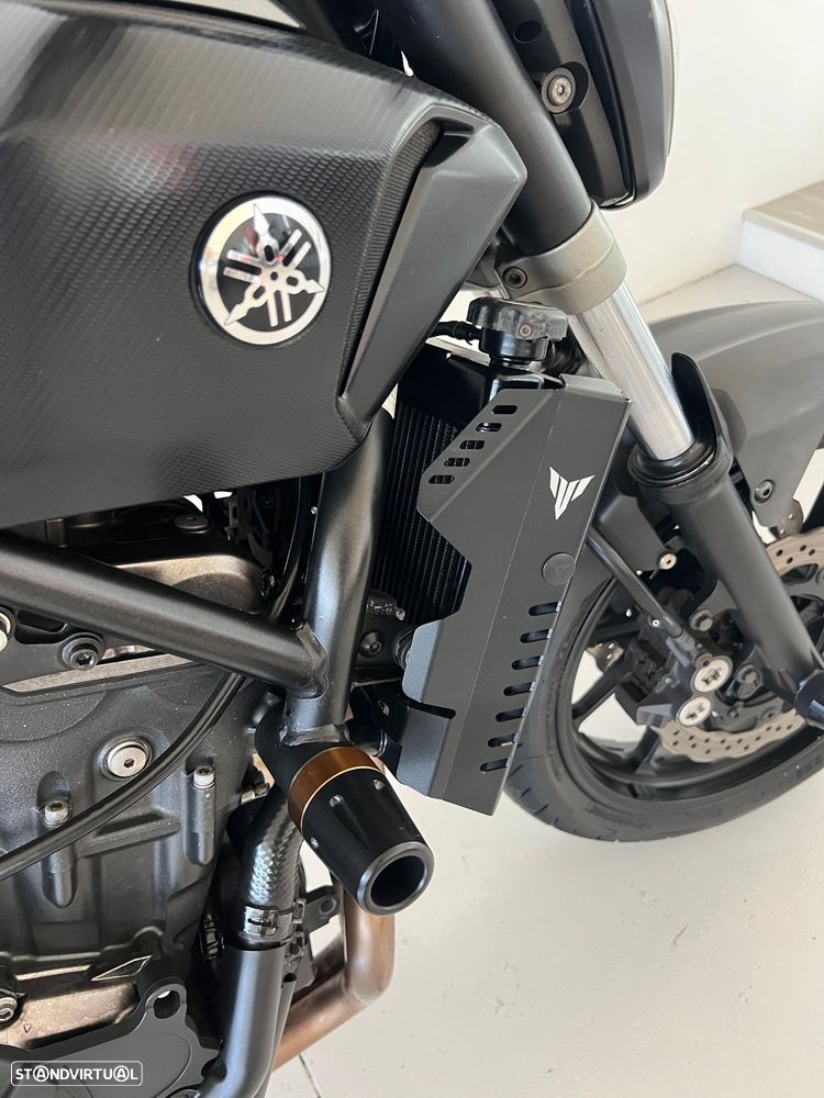 Yamaha MT-07 - 14