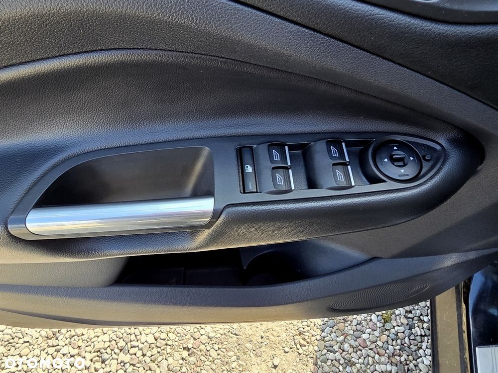 Ford Kuga 2.0 TDCi FWD Titanium - 21