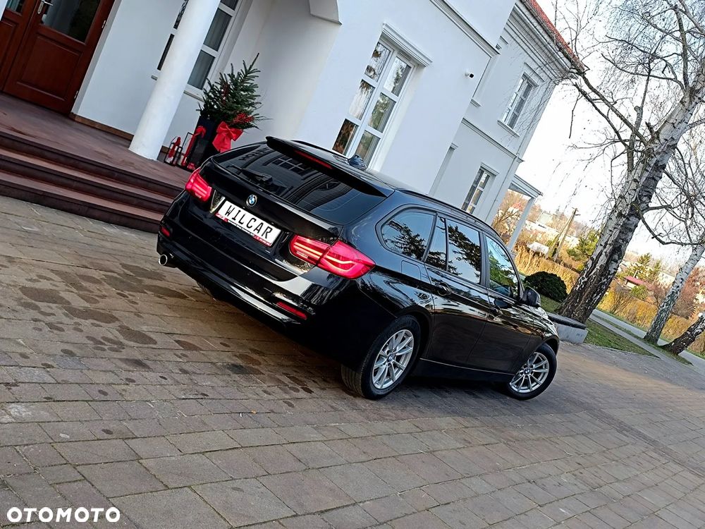 BMW Seria 3 318d DPF Edition Lifestyle - 39