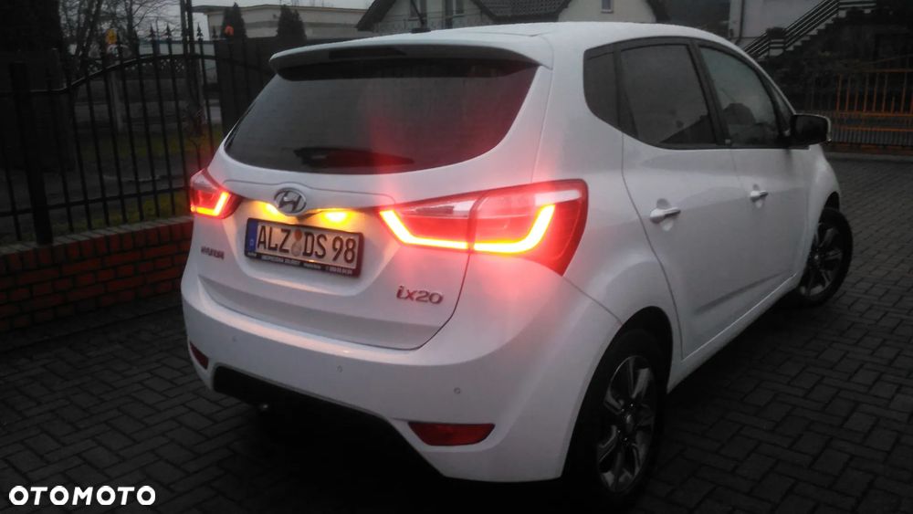 Hyundai ix20 1.6 Premium - 8