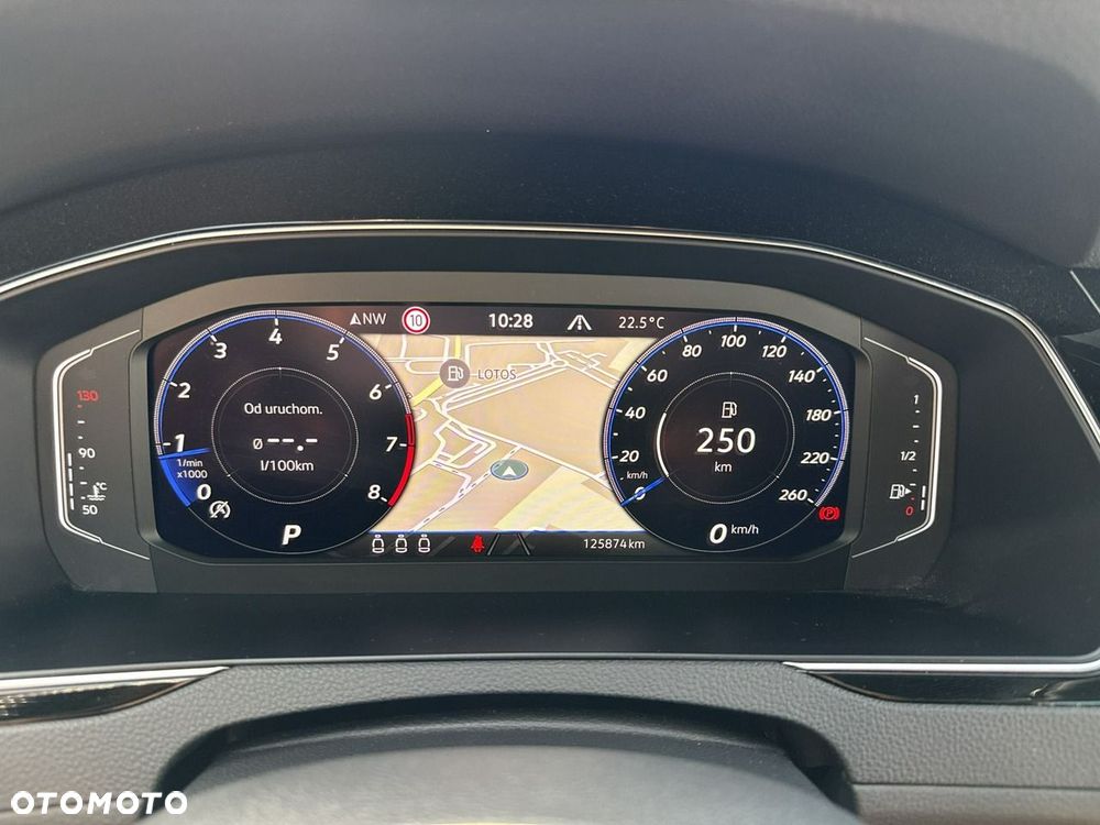 Volkswagen Passat 2.0 TSI Elegance DSG - 26