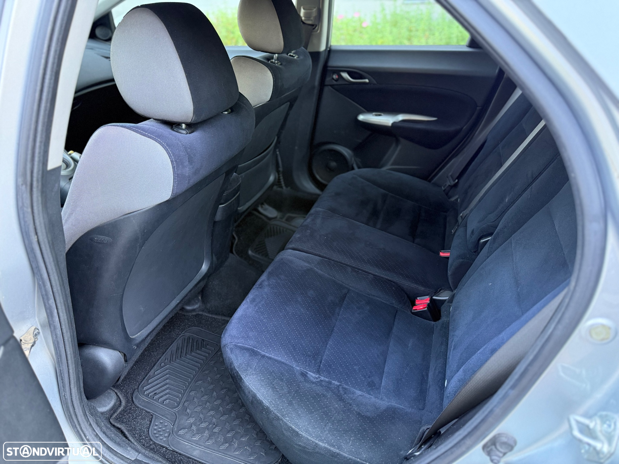 Honda Civic 1.4 Comfort - 8