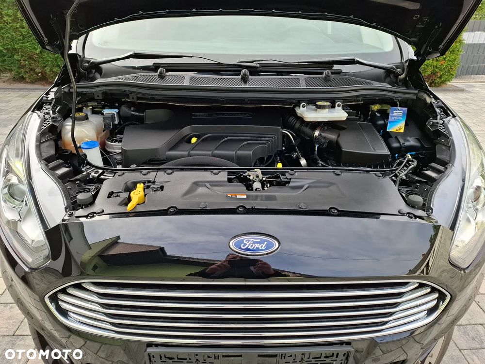 Ford S-Max - 23