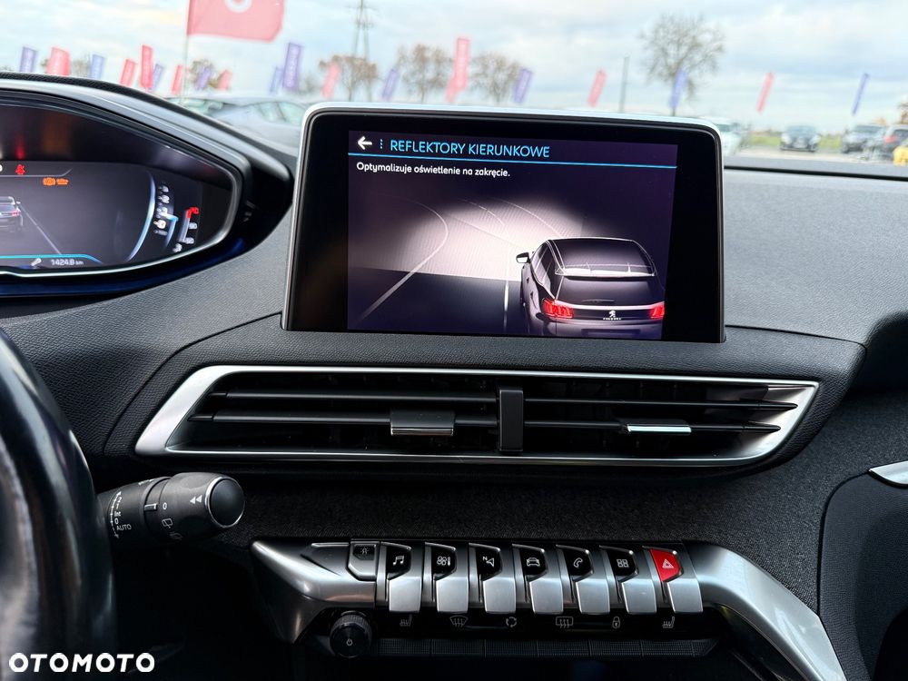 Peugeot 3008 BlueHDi 180 Stop & Start EAT8 Allure - 28