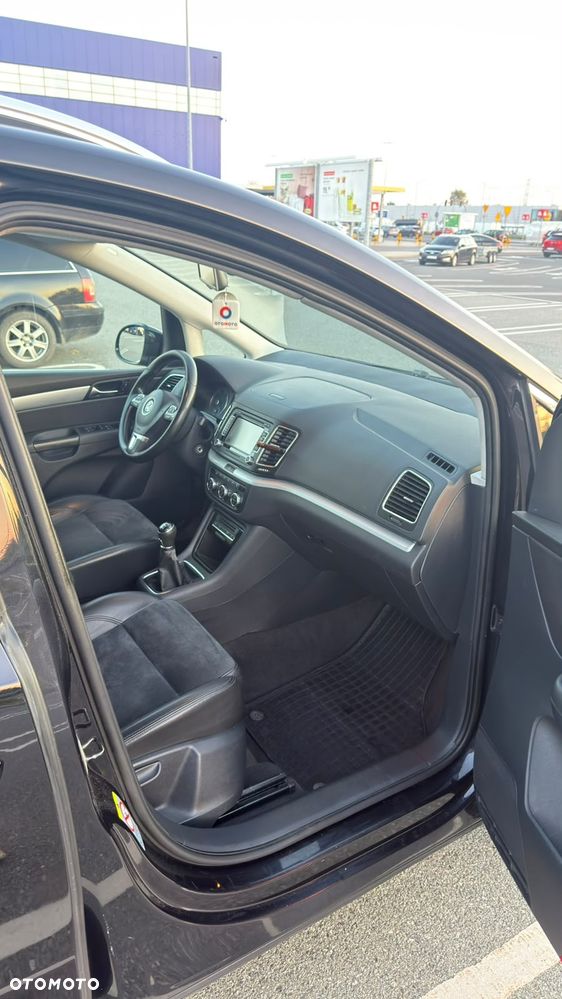 Volkswagen Sharan 2.0 TDI Highline - 15