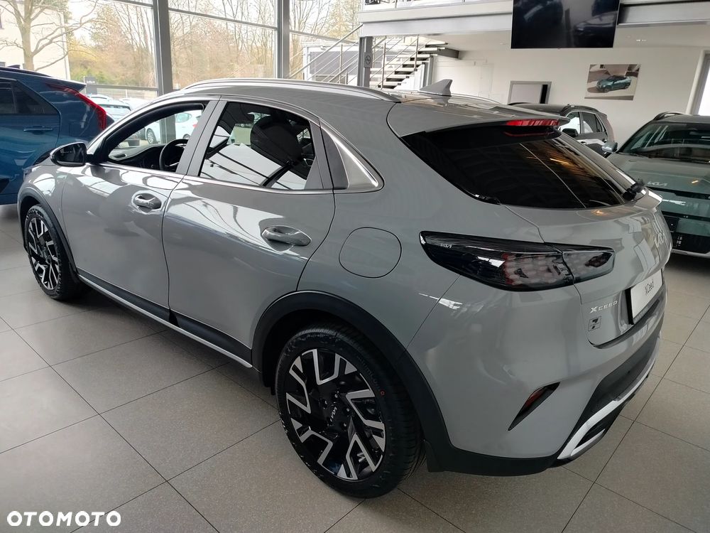 Kia XCeed 1.6 T-GDI Tribute DCT - 4