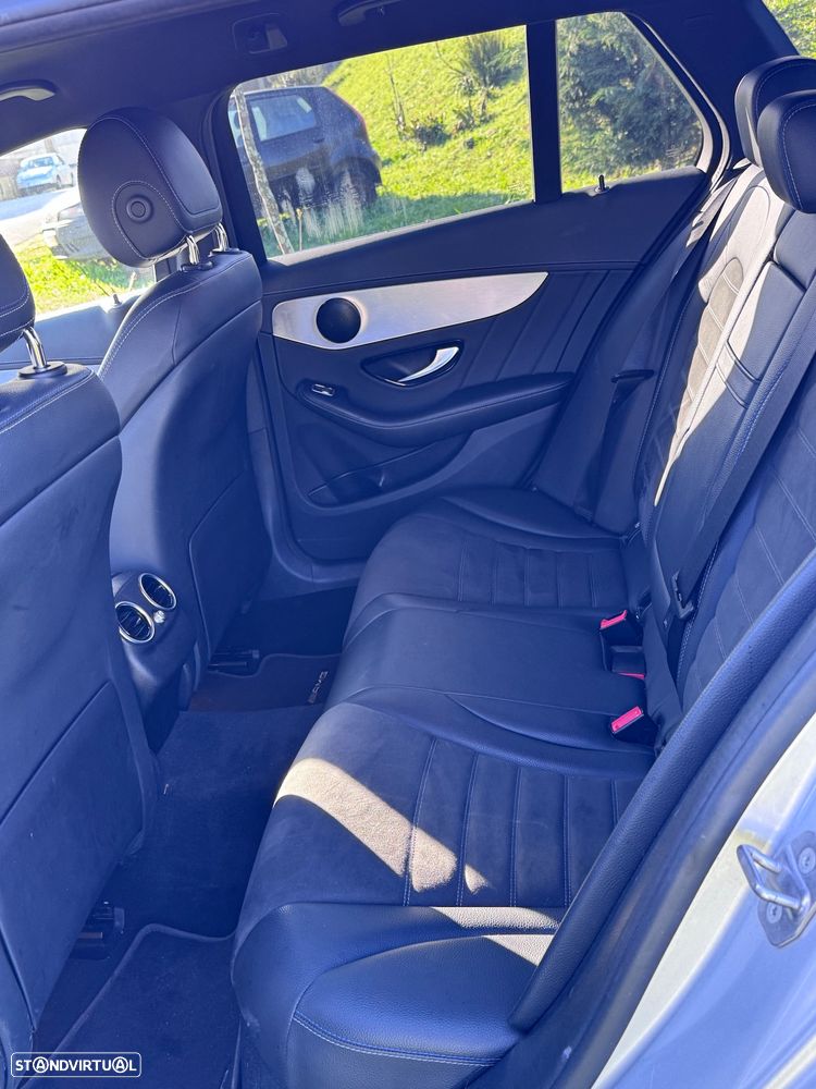 Mercedes-Benz C 300 de AMG Line - 17