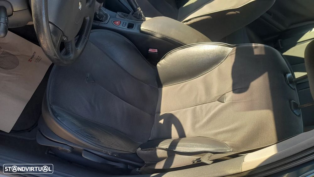 Renault Laguna Break 1.6 Privilége - 19