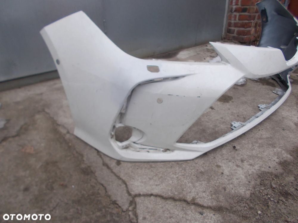 TOYOTA COROLLA E21 SEDAN ZDERZAK PRZÓD PRZEDNI - 3