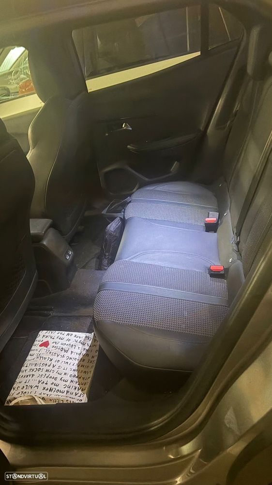 Peugeot 2008 1.2 PureTech GT - 5