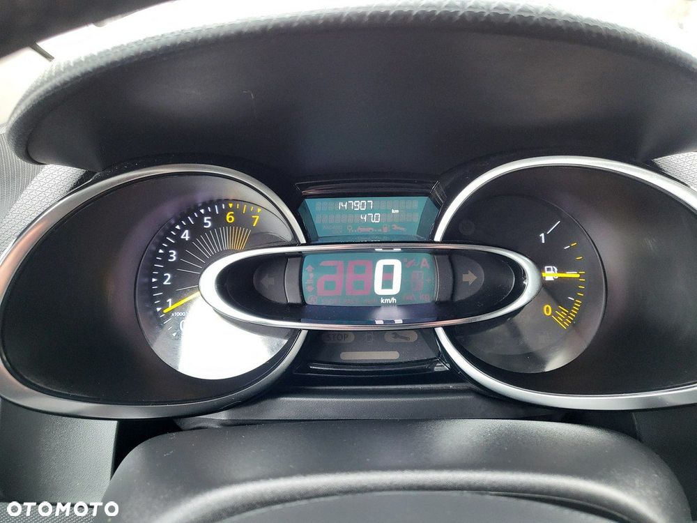 Renault Clio - 35