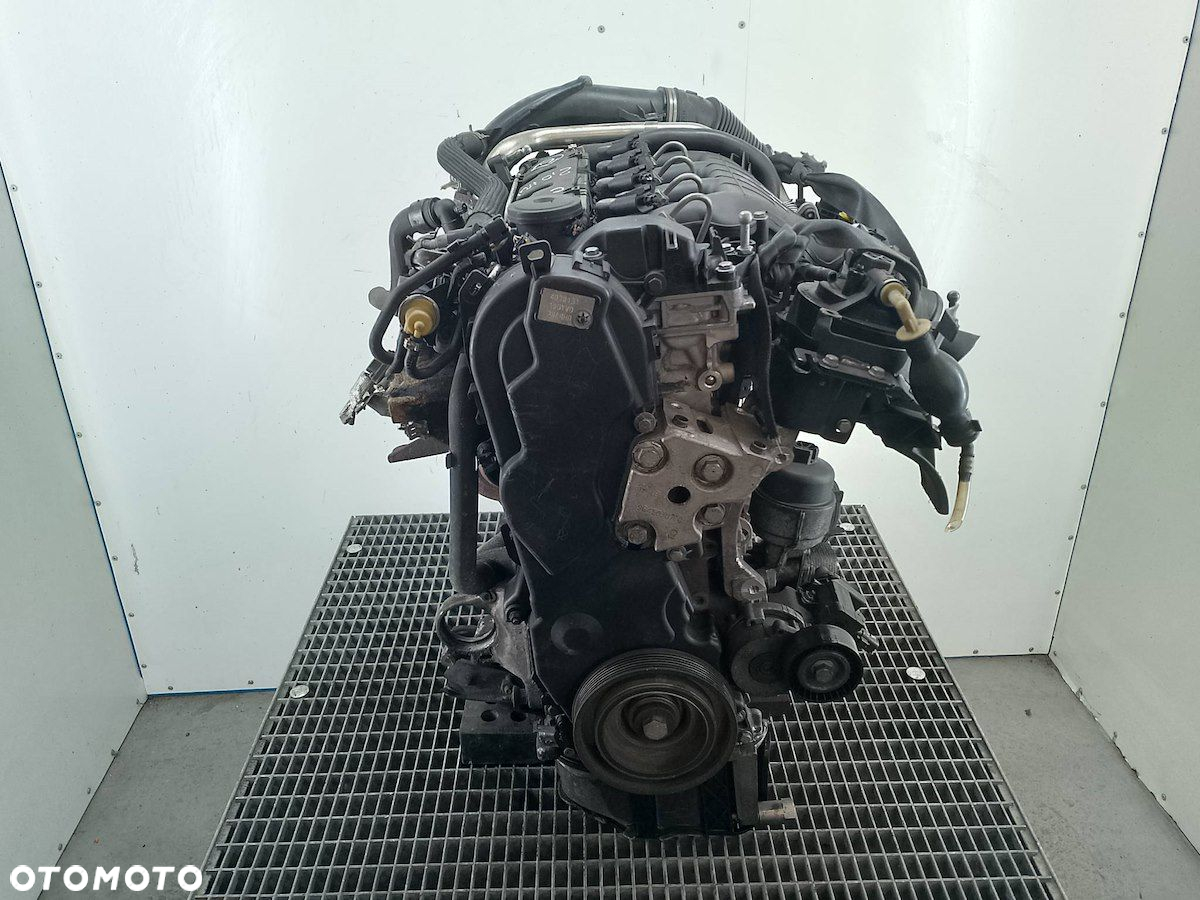 SILNIK CITROEN C5 FL RHR  10DYVD 2.0 HDI - 9