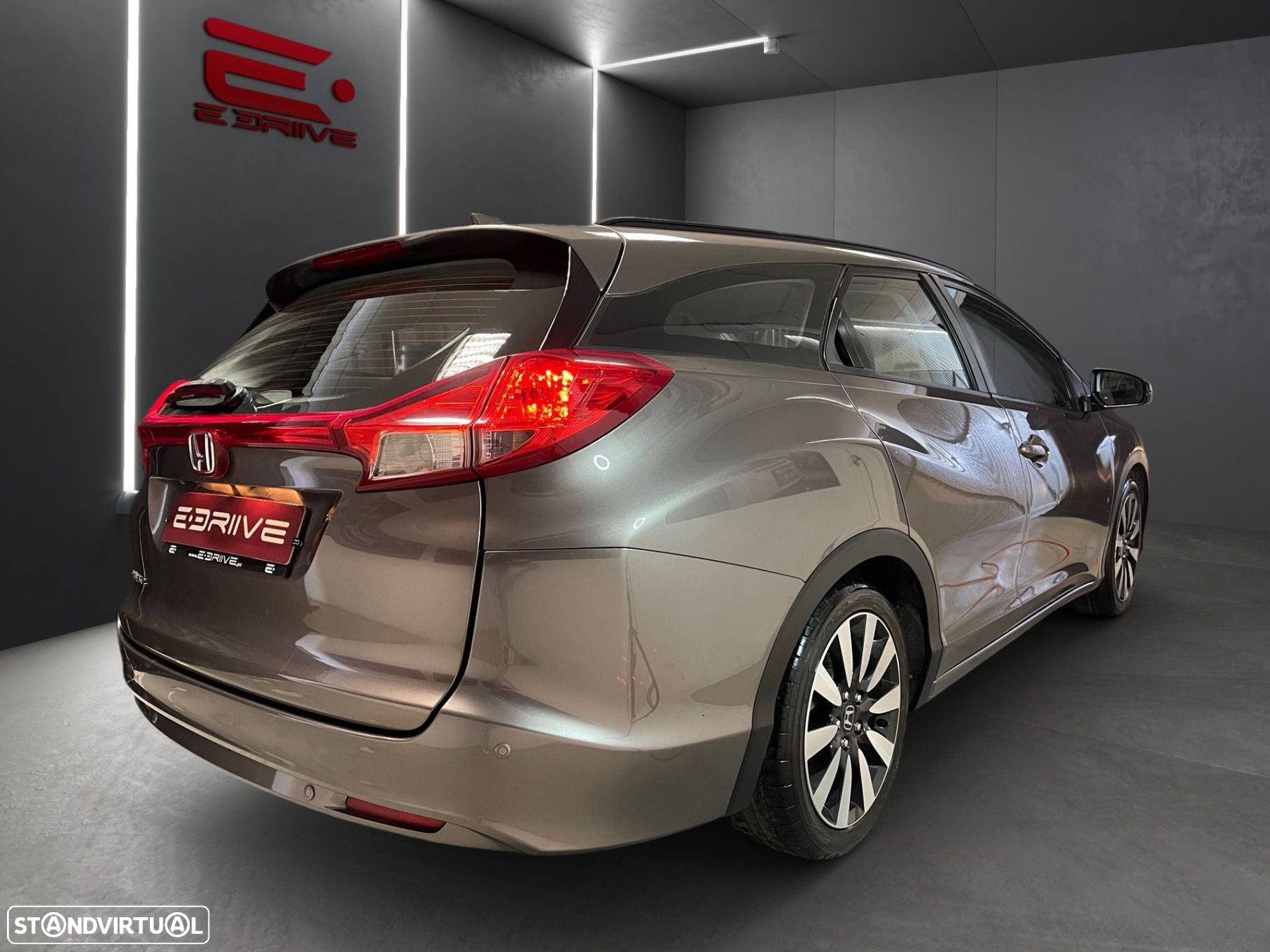 Honda Civic Tourer 1.6 i-DTEC Executive - 3