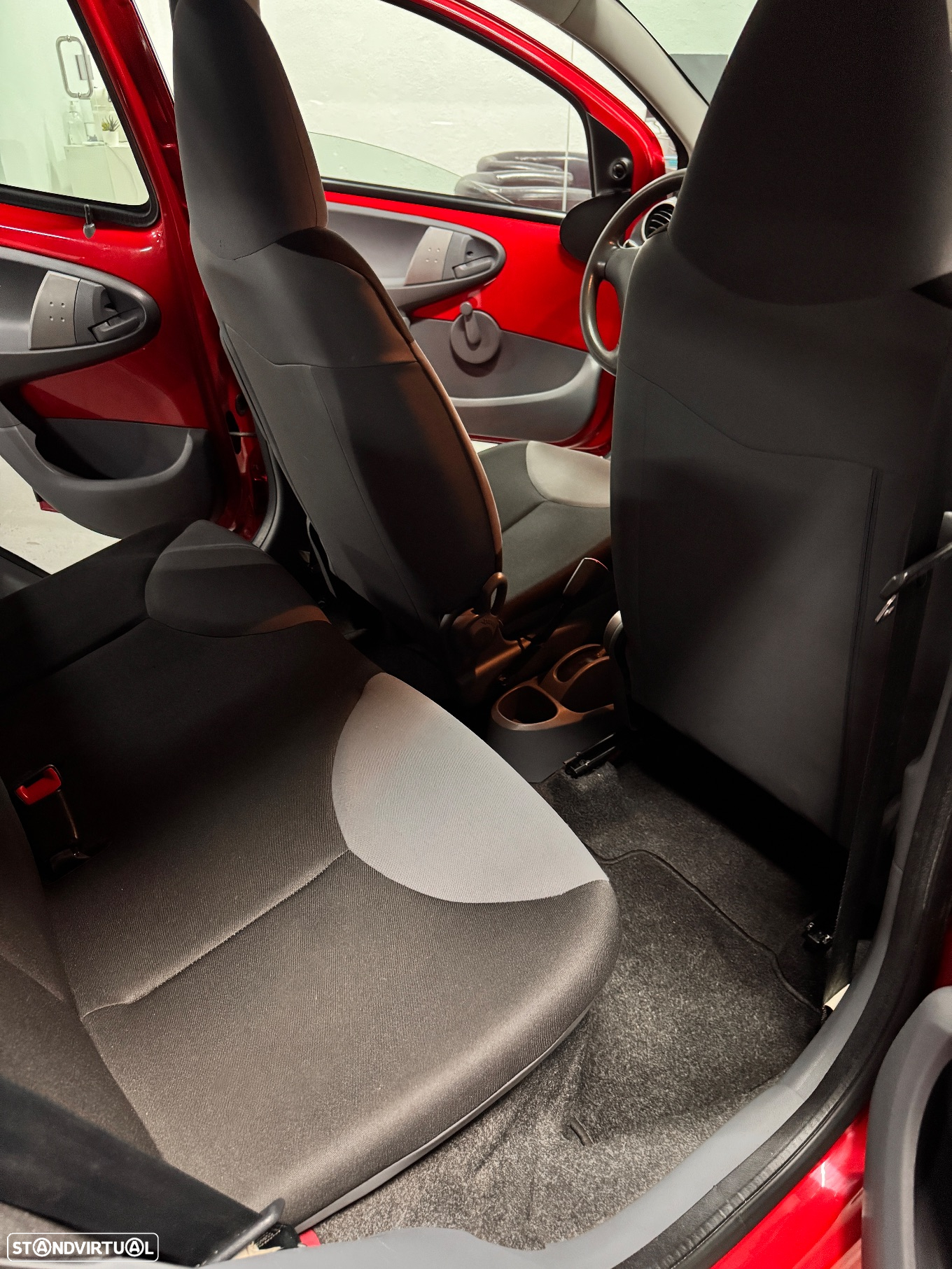 Peugeot 107 1.0 Access - 9