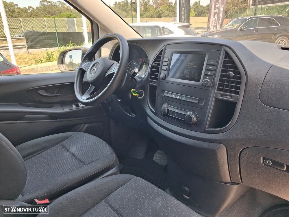 Mercedes-Benz Vito Furgão Standard 116CDI/32 - 13