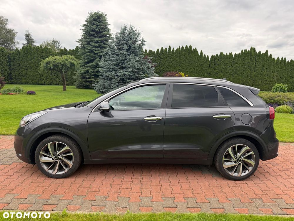 Kia Niro 1.6 GDI Hybrid M - 3