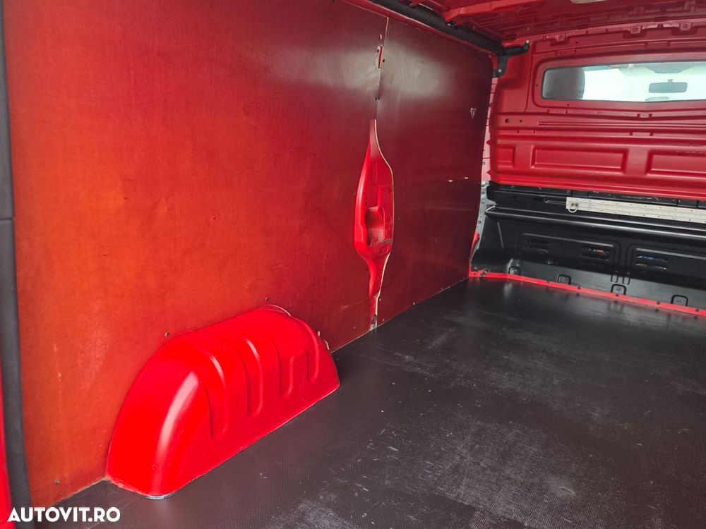 Opel Vivaro L2H1 - 12