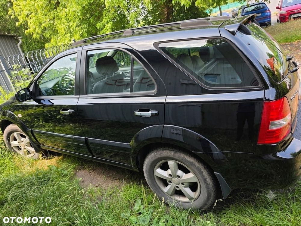 Kia Sorento - 4