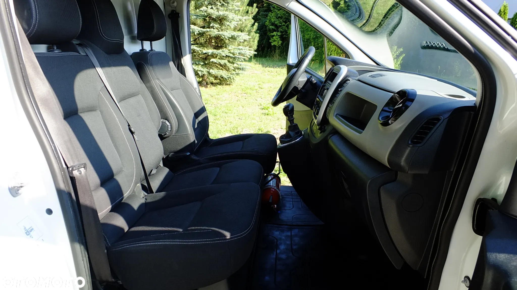 Renault Trafic - 15