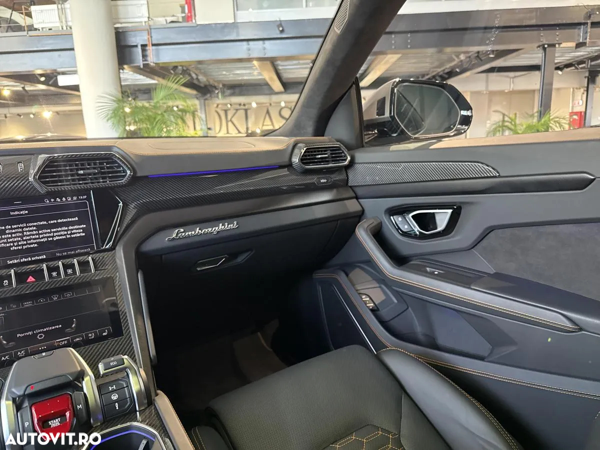 Lamborghini URUS - 22