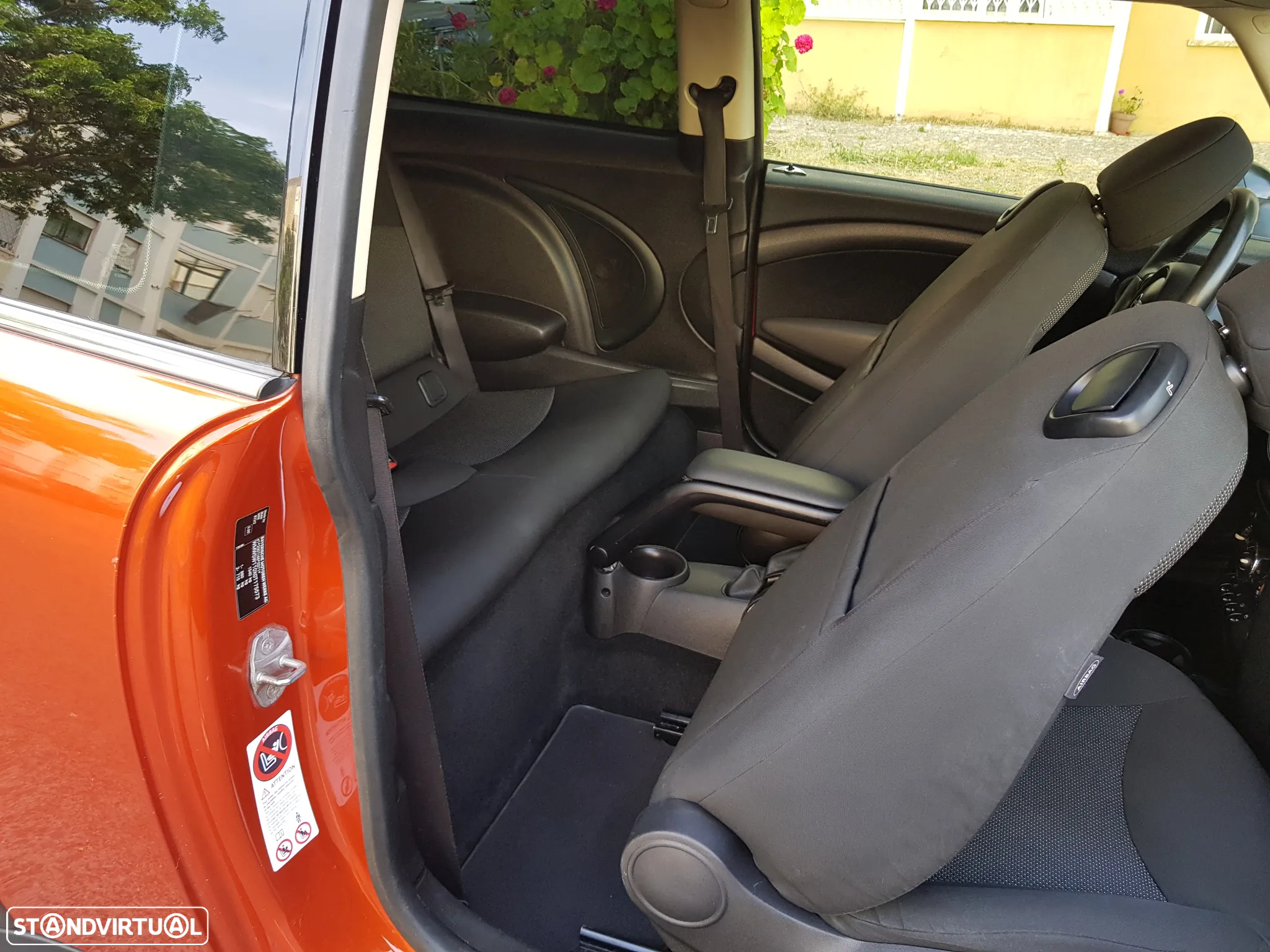 MINI 3 Portas One D - 33