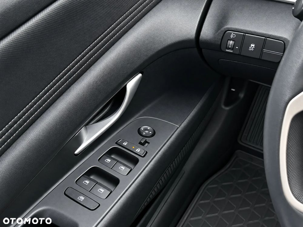 Hyundai Elantra 1.6 Modern CVT - 17