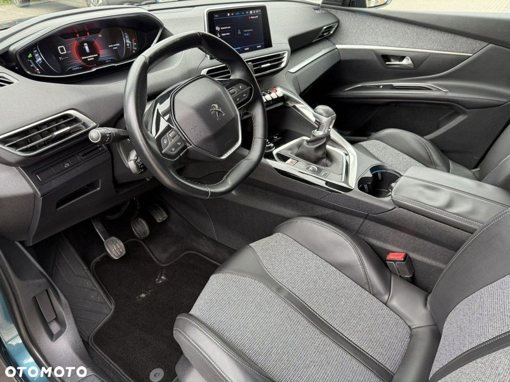 Peugeot 5008 BlueHDI 130 Allure - 20