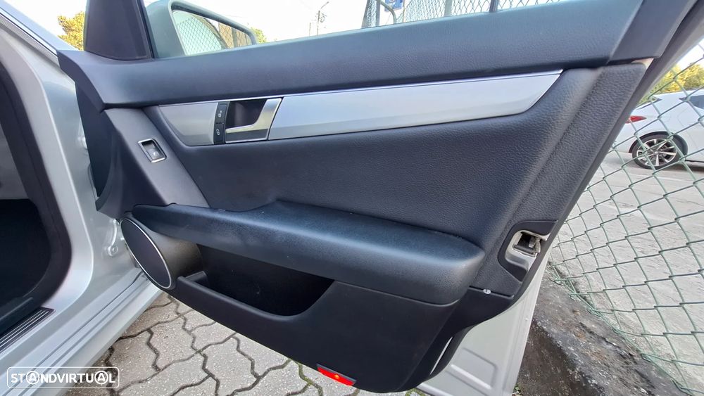 Mercedes-Benz C 200 CDI Avantgarde Edition - 37