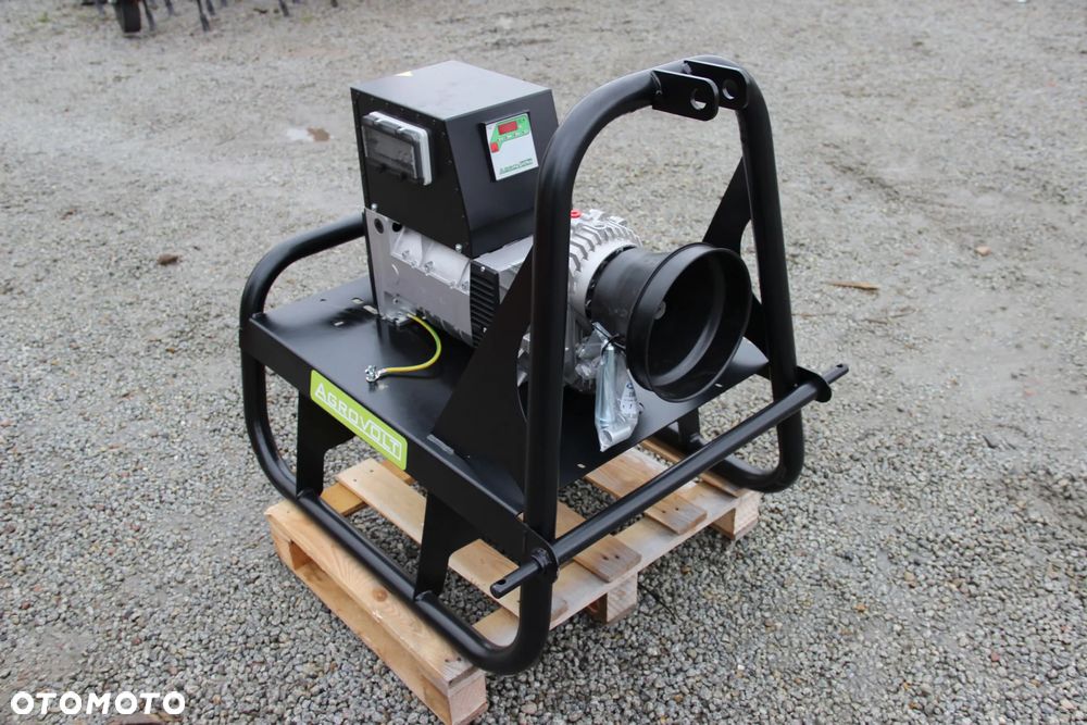 Agregat prądotwórczy na wałek WOM 18 kVA AVR od ręki - 2