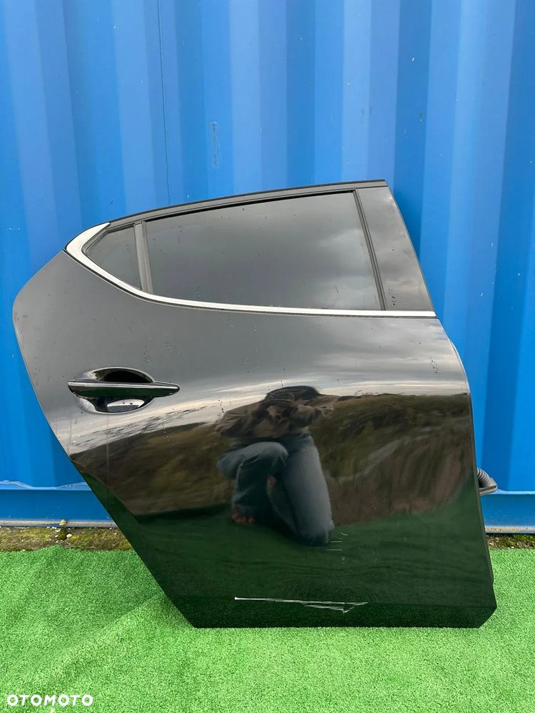 MAZDA 3 Drzwi prawe tylne prawy tył czarne 41W kolor czarny - 2