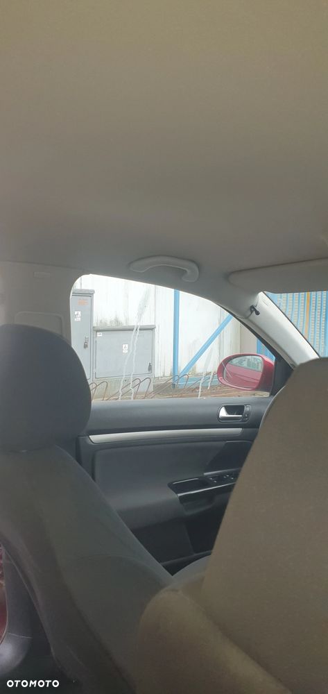 Volkswagen Golf 1.6 TDI DPF Trendline - 7