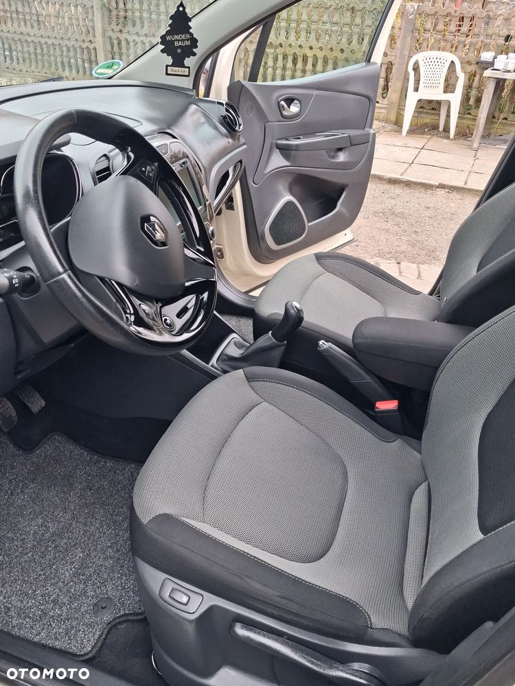 Renault Captur - 12