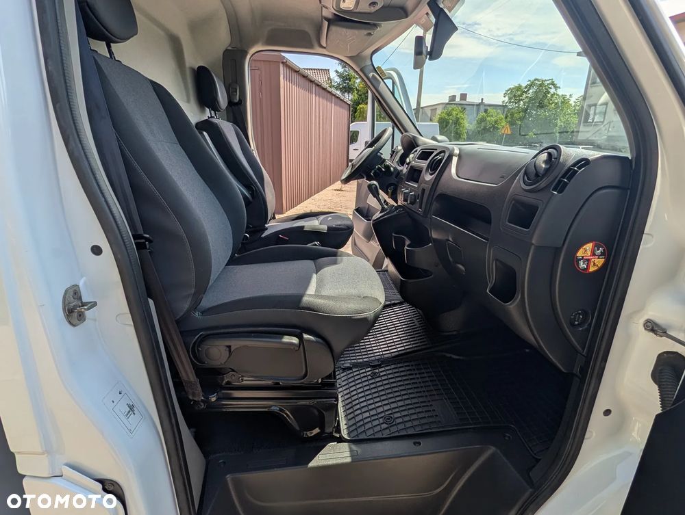 Renault Master - 18