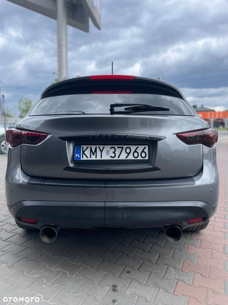 Infiniti Q70 3.7 S Premium - 24