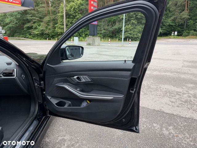 BMW Seria 3 - 9
