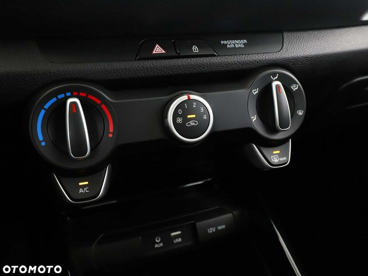 Kia Stonic 1.0 T-GDI M - 26