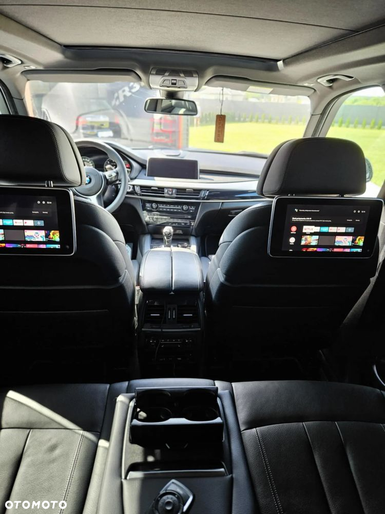 BMW X5 M M50d - 17