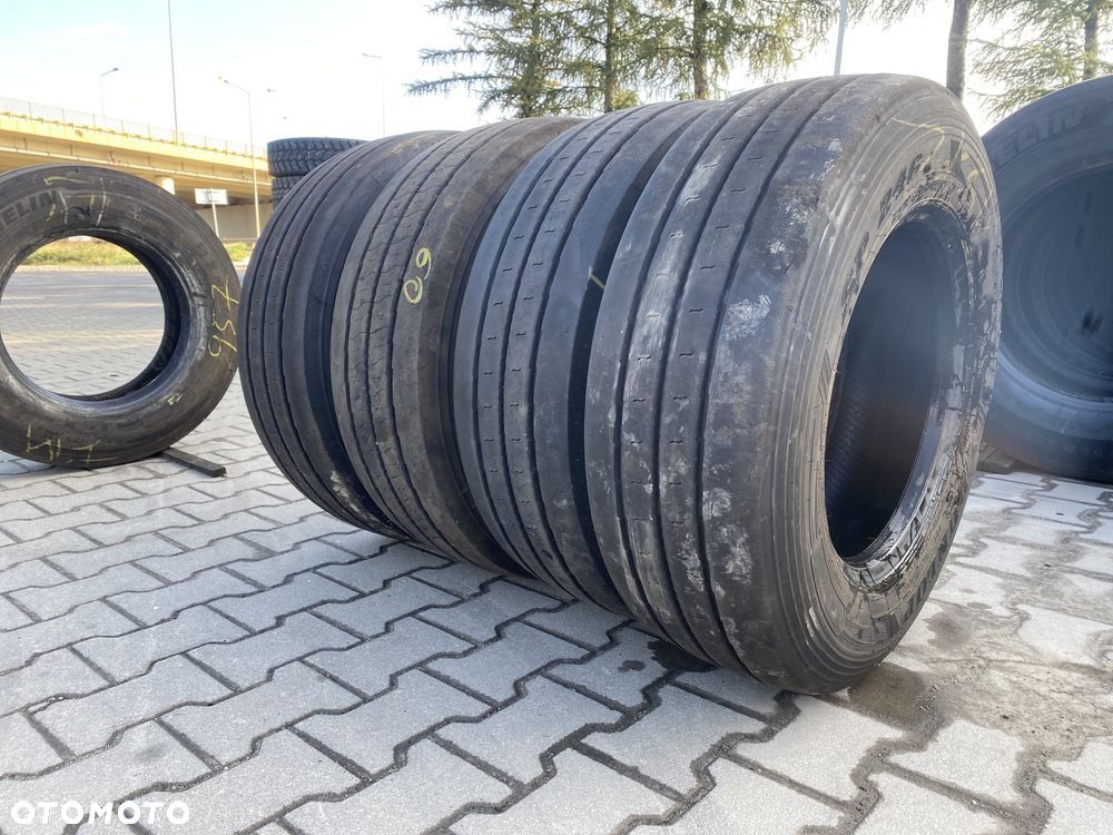 245/70R17.5 Opony Dunlop SP246 7-9mm SP 246 Naczepa - 1